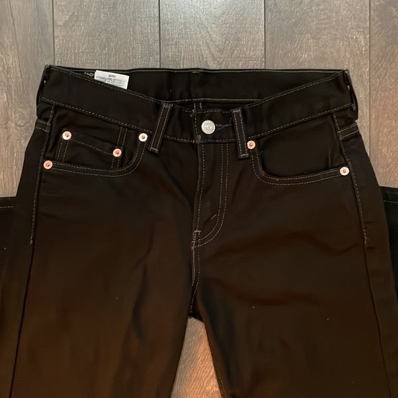 550 black Levi’s - Picture 2 of 8